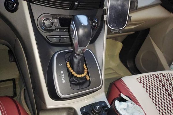 Ford Kuga 2013, 72800 км, за 4641 USD - фото 13