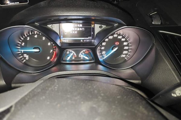 Ford Kuga 2013, 72800 км, за 4641 USD - фото 10