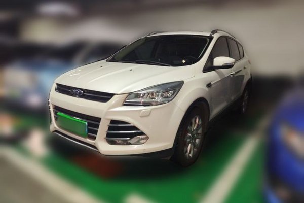 Ford Kuga · 2013 год