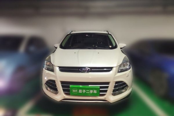 Ford Kuga 2013, 97000 км, за 4546 USD