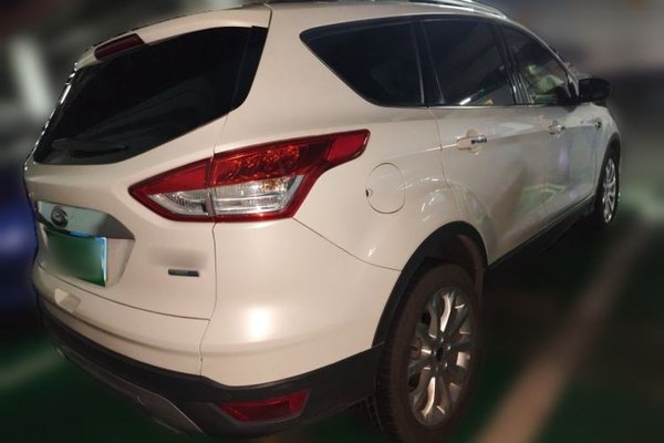 Ford Kuga 2013, 97000 км, за 4546 USD - фото 6
