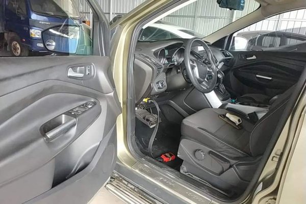 Ford Kuga 2015, 100500 км, за 5256 USD - фото 18
