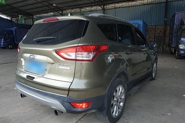Ford Kuga 2015, 100500 км, за 5256 USD - фото 6