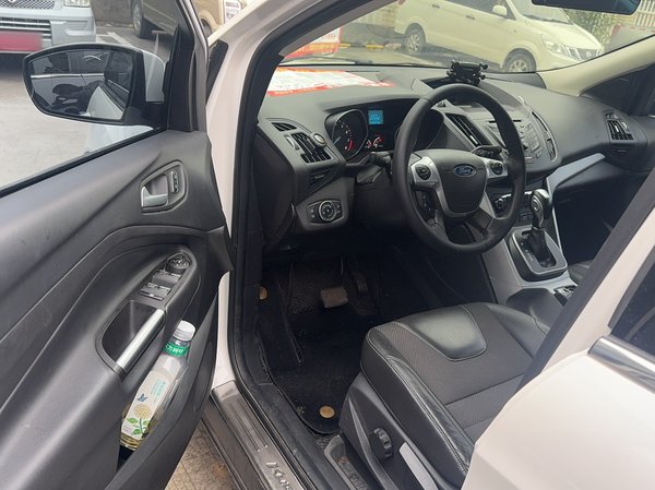 Ford Kuga 2015, 124500 км, за 5887 USD - фото 8