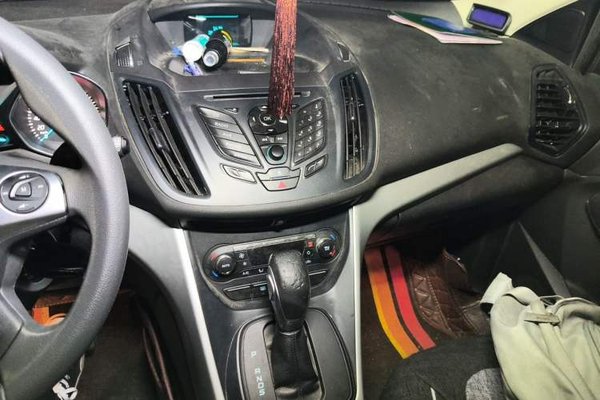 Ford Kuga 2015, 70700 км, за 5860 USD - фото 10