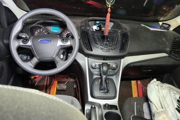 Ford Kuga 2015, 70700 км, за 5860 USD - фото 6