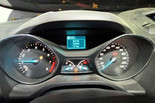 Ford Kuga 2015, 70700 км, за 5860 USD - фото 8
