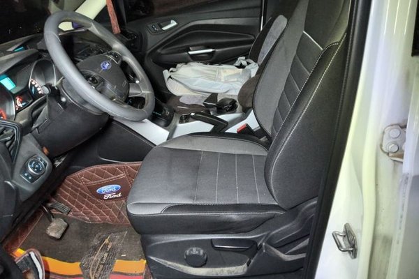 Ford Kuga 2015, 70700 км, за 5860 USD - фото 12