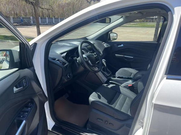 Ford Kuga 2015, 135000 км, за 5940 USD - фото 9