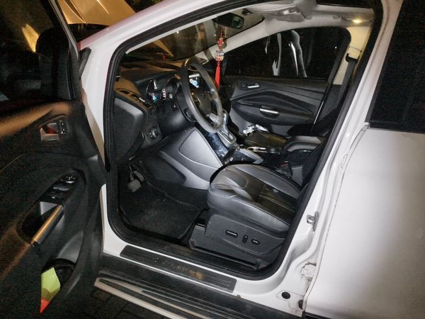 Ford Kuga 2015, 135000 км, за 4834 USD - фото 9