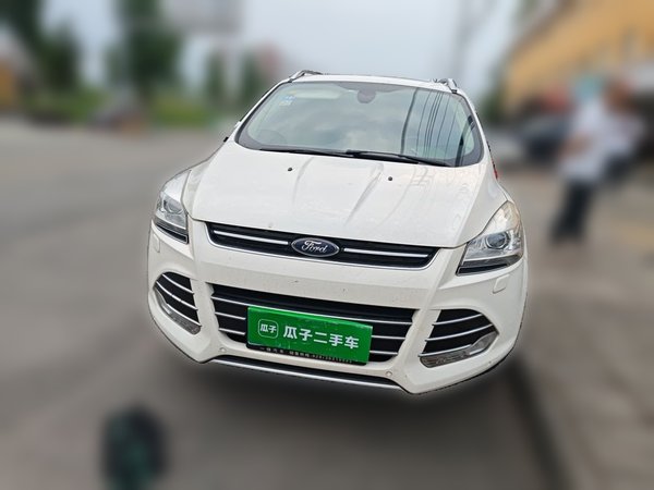 Ford Kuga 2015, 88200 км, за 5355 USD