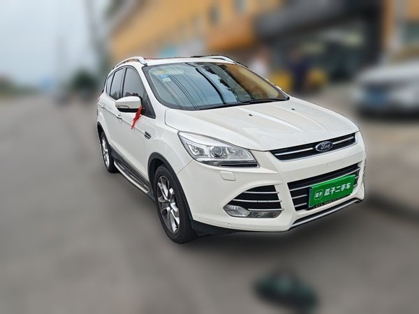 Ford Kuga 2015, 88200 км, за 5355 USD