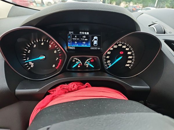 Ford Kuga 2015, 88200 км, за 5355 USD - фото 13