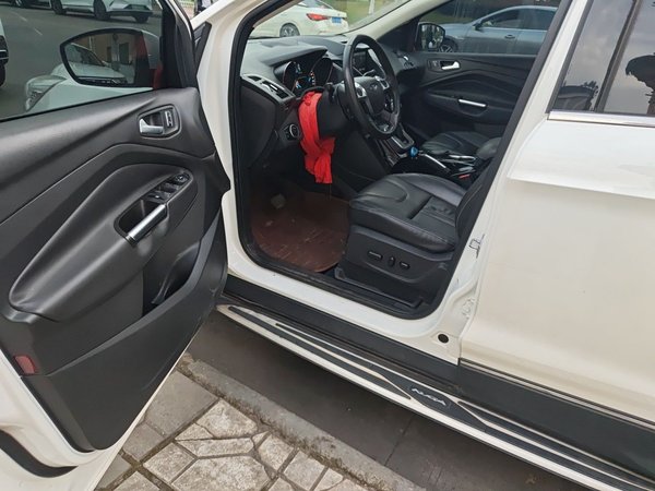 Ford Kuga 2015, 88200 км, за 5355 USD - фото 17