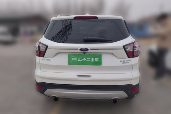 Ford Kuga 2017, 112700 км, за 8228 USD
