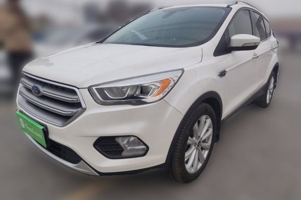Ford Kuga · 2017 год