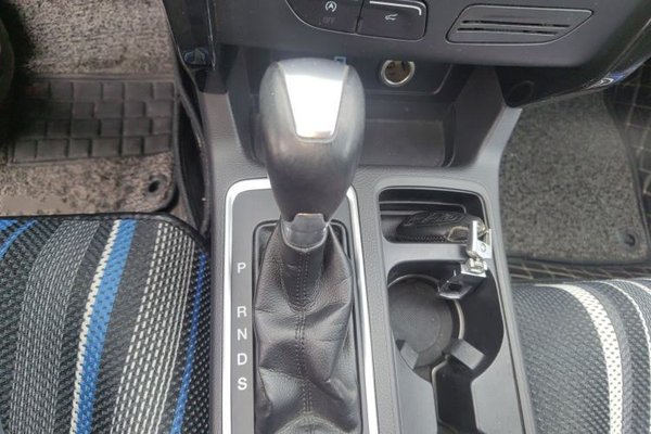 Ford Kuga 2017, 112700 км, за 8228 USD - фото 13