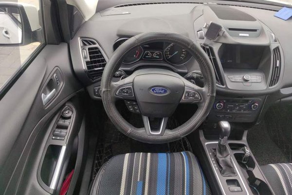 Ford Kuga 2017, 112700 км, за 8228 USD - фото 9