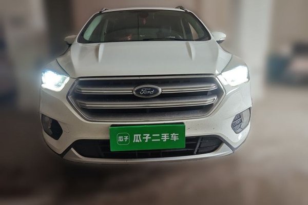 Ford Kuga 2017, 120600 км, за 6847 USD