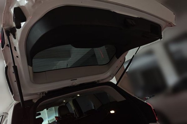 Ford Kuga 2017, 120600 км, за 6847 USD - фото 16