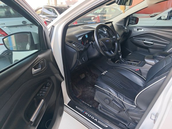 Ford Kuga 2017, 121600 км, за 6593 USD - фото 9