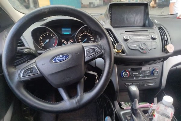 Ford Kuga 2017, 121900 км, за 5396 USD - фото 9