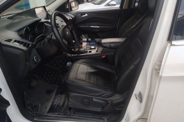 Ford Kuga 2017, 121900 км, за 5396 USD - фото 16