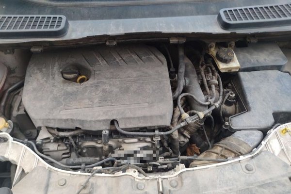 Ford Kuga 2017, 121900 км, за 5396 USD - фото 21