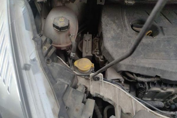 Ford Kuga 2017, 121900 км, за 5396 USD - фото 23