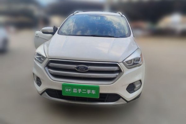 Ford Kuga 2017, 121900 км, за 5396 USD