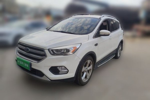 Ford Kuga · 2017 год