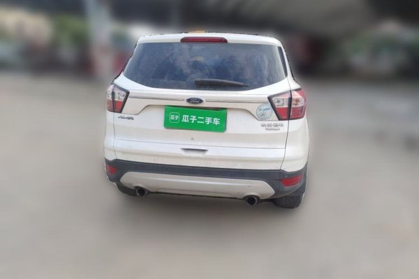 Ford Kuga 2017, 121900 км, за 5396 USD