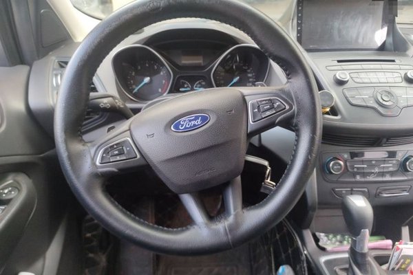 Ford Kuga 2017, 121900 км, за 5396 USD - фото 10