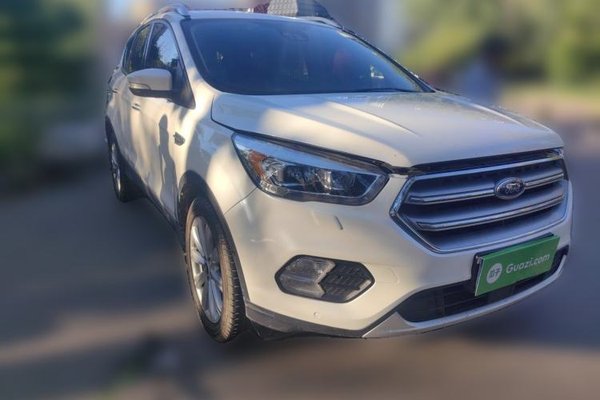 Ford Kuga 2017, 46600 км, за 6773 USD