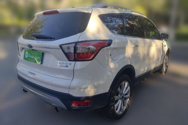 Ford Kuga 2017, 46600 км, за 6773 USD - фото 6