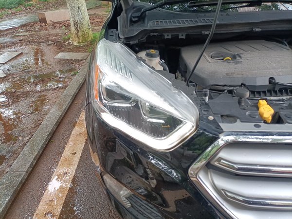 Ford Kuga 2018, 191100 км, за 5591 USD - фото 7