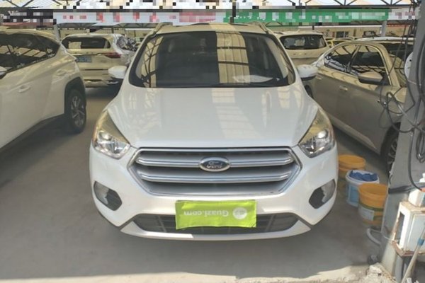 Ford Kuga 2018, 78700 км, за 8467 USD