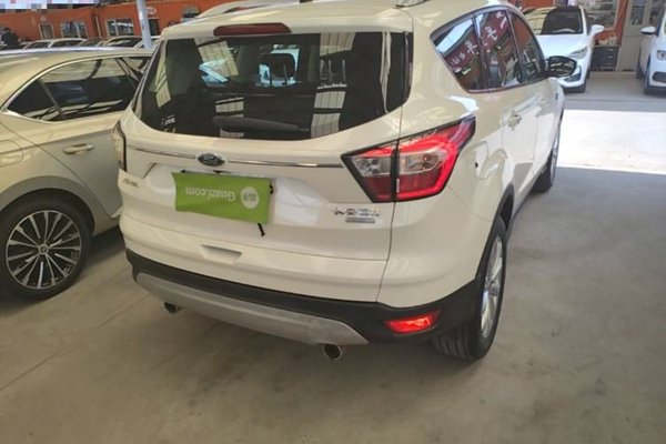 Ford Kuga 2018, 78700 км, за 8467 USD - фото 6
