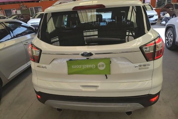 Ford Kuga 2018, 78700 км, за 8467 USD