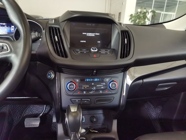 Ford Kuga 2018, 85900 км, за 7961 USD - фото 12
