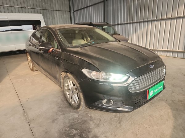 Ford Mondeo 2013 1.5L GTDi180 Fashion Edition, 2013 года