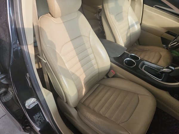 Ford Mondeo 2013, 135900 км, за 5658 USD - фото 24