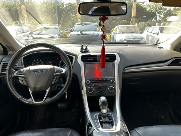 Ford Mondeo 2013, 131400 км, за 5480 USD - фото 16