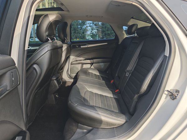 Ford Mondeo 2013, 124100 км, за 6338 USD - фото 19