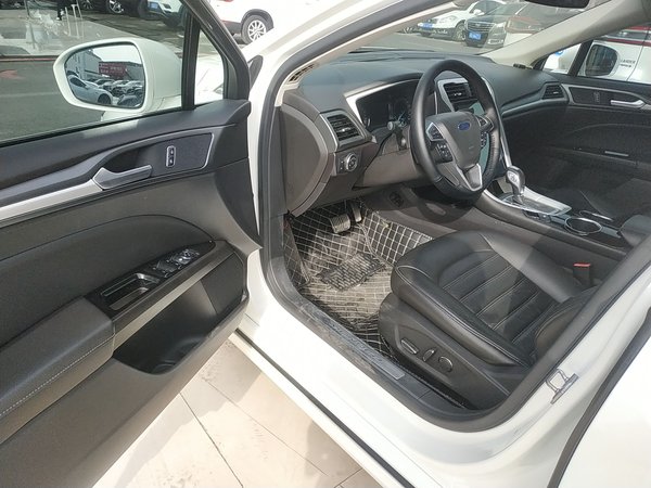 Ford Mondeo 2013, 145100 км, за 6975 USD - фото 21