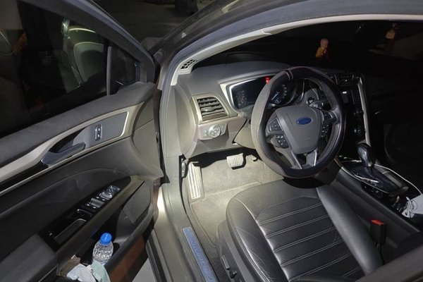 Ford Mondeo 2013, 90399 км, за 5623 USD - фото 17