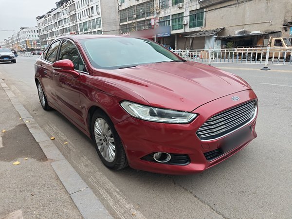 Ford Mondeo 2013 2.0L GTDi 200 Fashion Edition, 2013 года