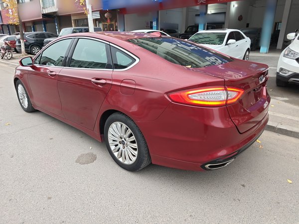 Ford Mondeo 2013, 119100 км, за 5929 USD
