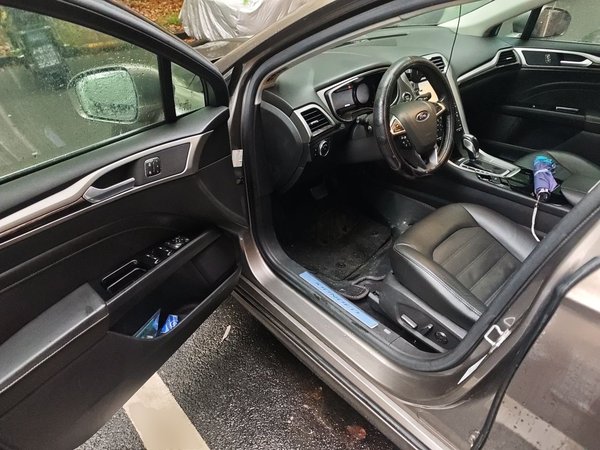 Ford Mondeo 2013, 40800 км, за 7354 USD - фото 15