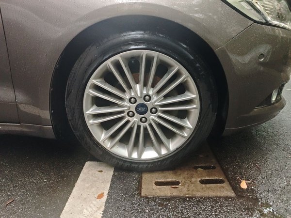 Ford Mondeo 2013, 40800 км, за 7354 USD